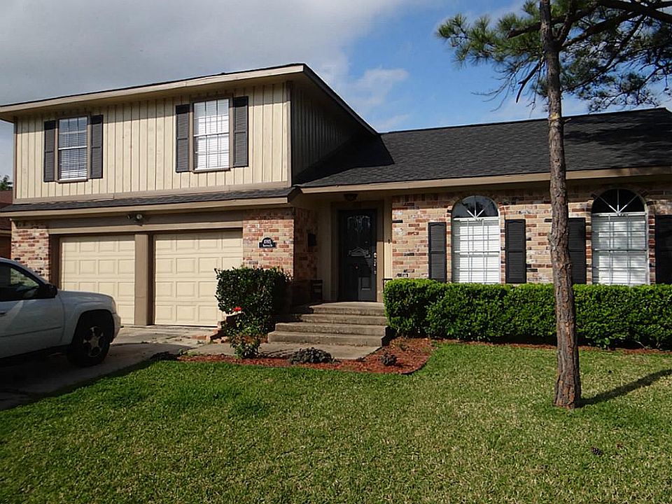 1st image of 10915 Sagetrail Dr