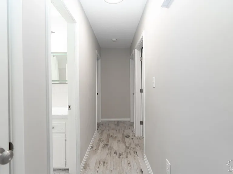 8100 Six Pence Dr — Photo 18