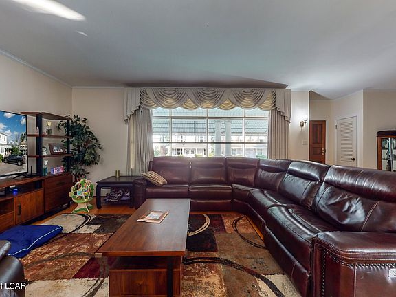 2nd image of 258 Zerby Ave
