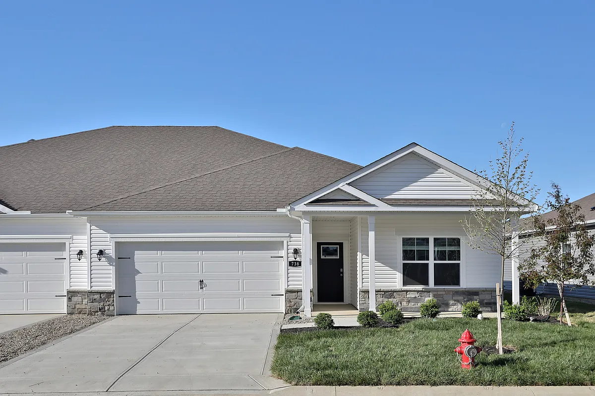 Building Photo - 738 Maria Dr