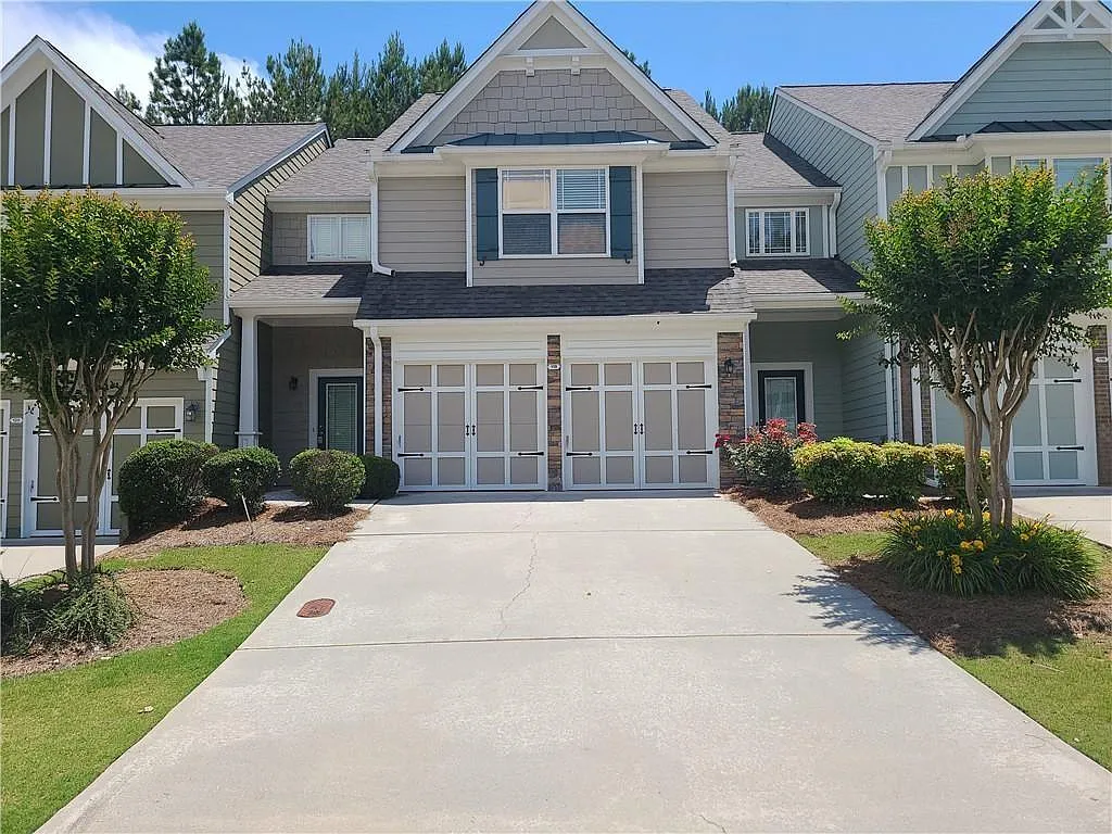3 bed, 2.5 bath, 1968 sqft, $2,300 — Photo 3