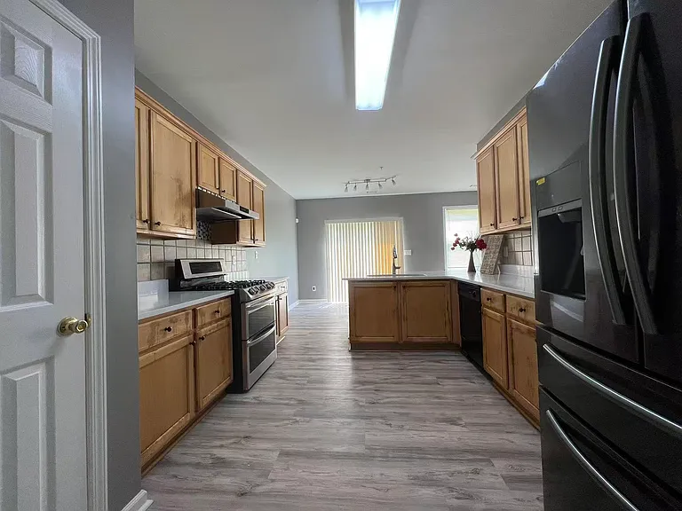 6119 Foxcroft Ct #1 — Photo 8