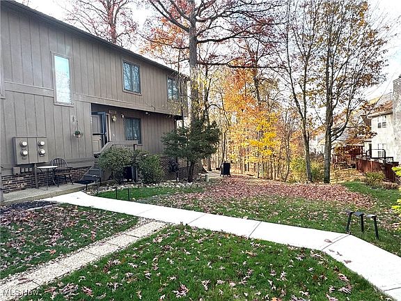 4th image of 7653 Creekwood Dr