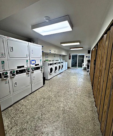 1760 Halford Ave #0 — Photo 4