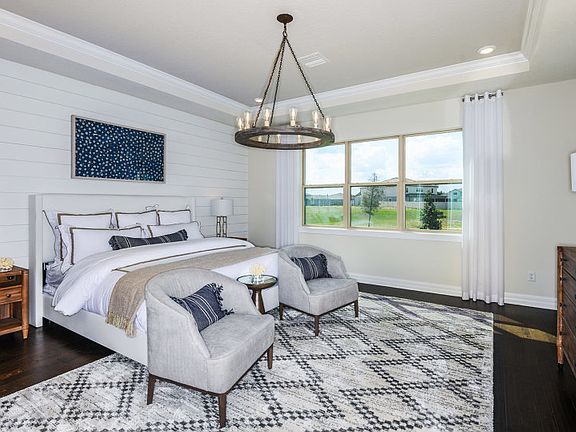 Luxurious Owner s Suite