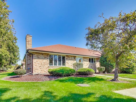 3rd image of 7555 W Willowood Ct