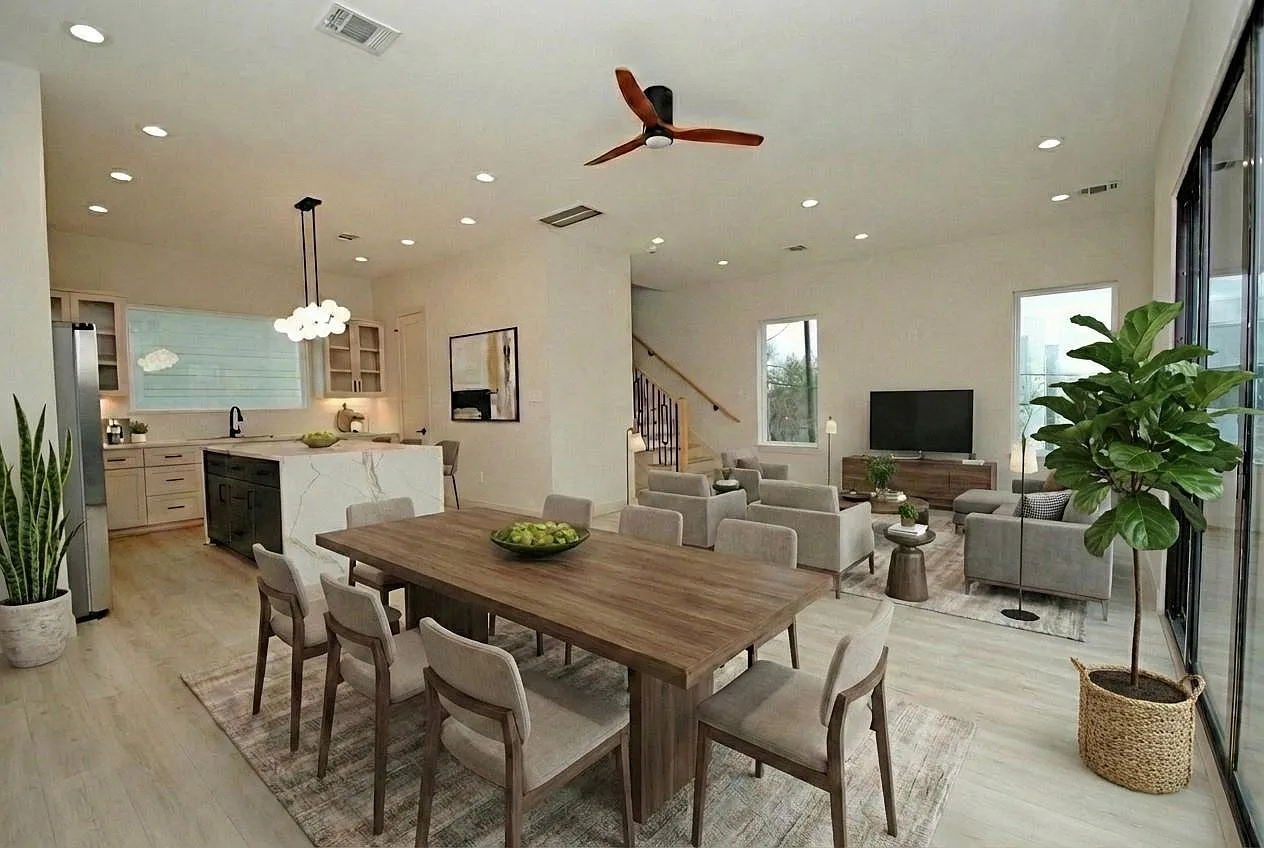 3 bed, 3.5 bath, 1976 sqft, $2,450 — Photo 1