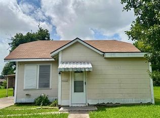 2117 15th St, Port Arthur, TX 77640