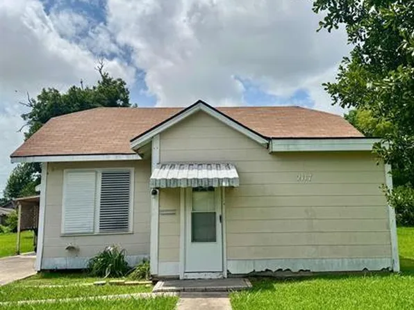2117 15th St, Port Arthur, TX 77640