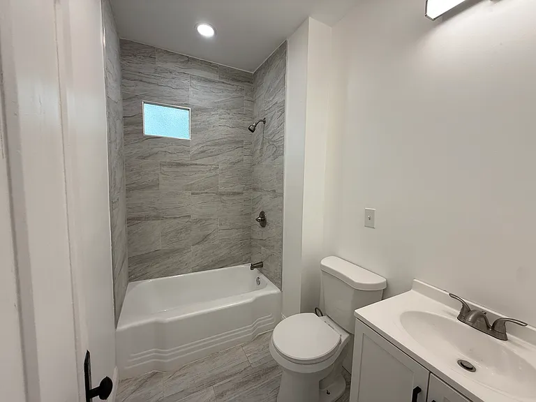 19 Reeves St #2 — Photo 10