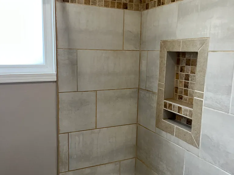Bathroom tile shower