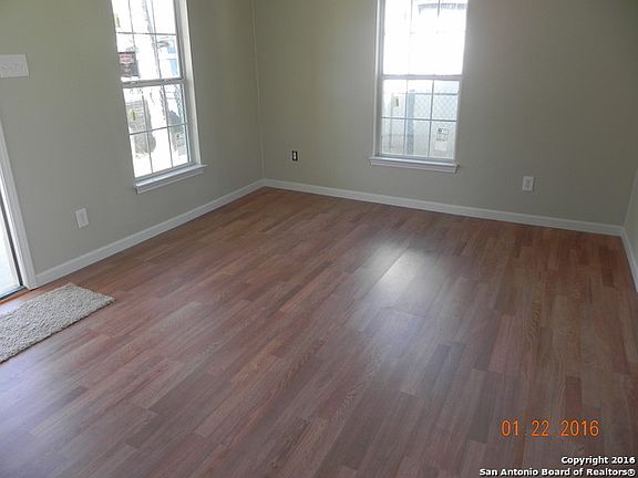 3rd image of 1506 SW 19th St