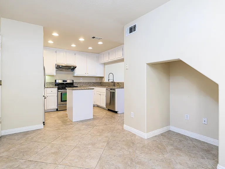 14714 Burgundy Pl — Photo 24