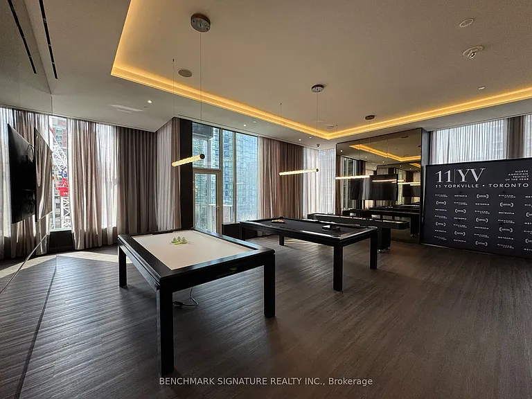 11 Yorkville Ave #2102 — Photo 12
