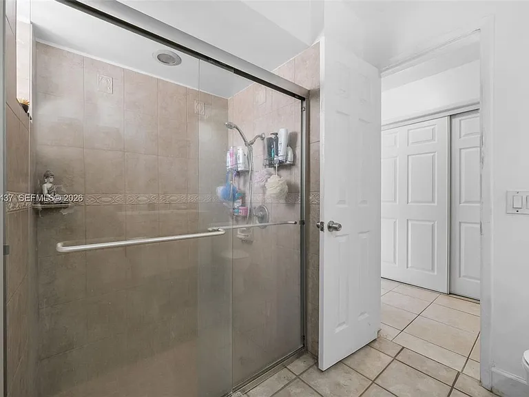 4306 Johnson St — Photo 5