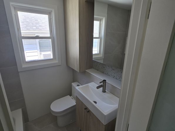 112 Anchor Pl Floor 2