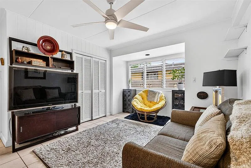 3 bed, 3.0 bath, 2685 sqft, $4,850 — Photo 3