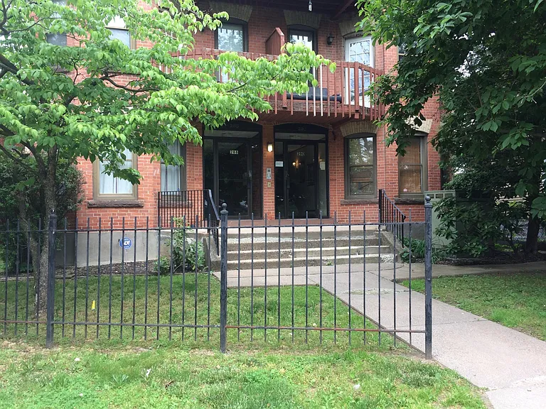 290 Maple Ave #2F — Photo 6