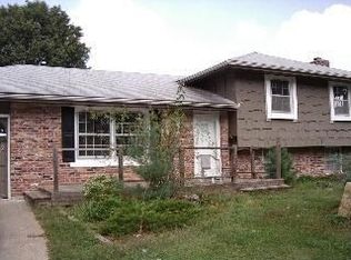 11126 W 70th Trl, Shawnee, KS 66203