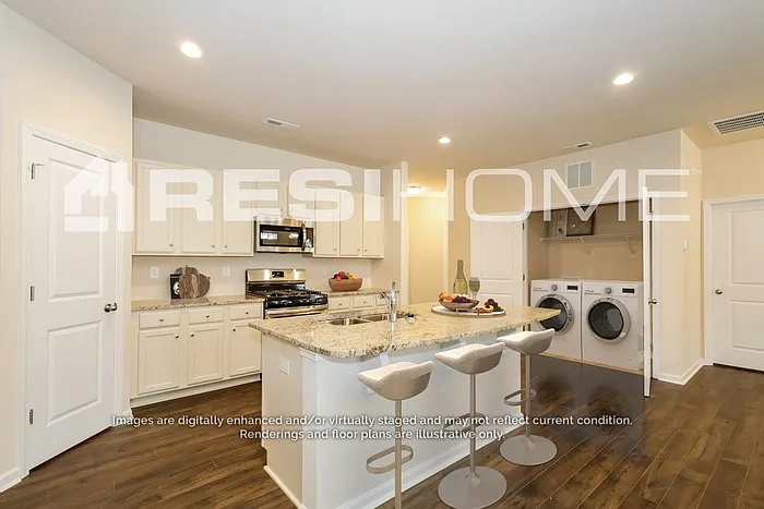 3 bed, 2.5 bath, 1616 sqft, $1,995 — Photo 4