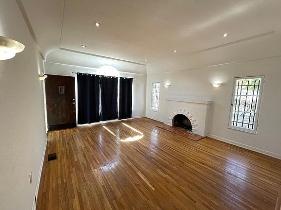 4th image of 5759 Fulcher Ave