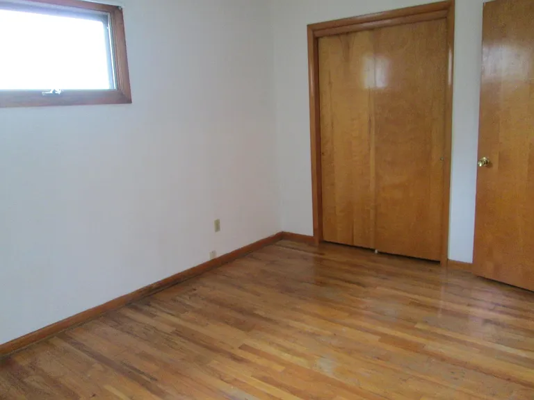 3944 Liberty St — Photo 9