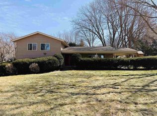 3458 Field Crest Court, Beloit, WI 53511