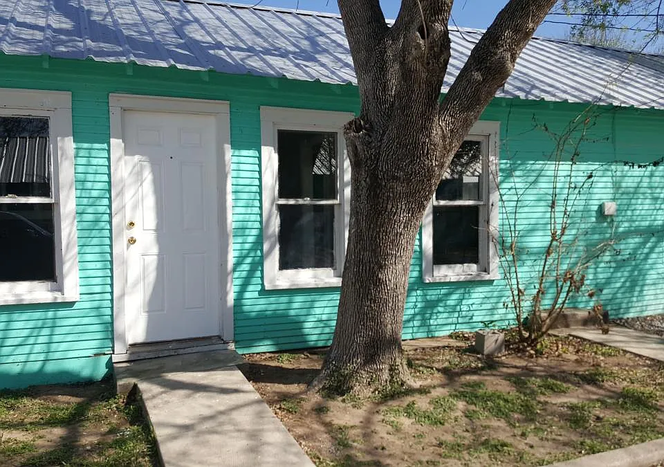 235 NW 2nd St #5
