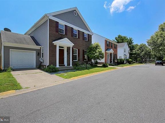 3rd image of 8612 Castlebar Way