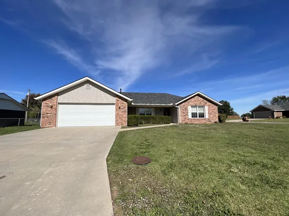 2009 Oak Ln, Miami, OK 74354