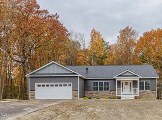 70 Sonat Rd, Clifton Park, NY 12065