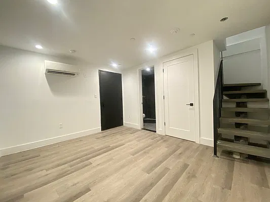 Rented by Dream Space Realty | media 9