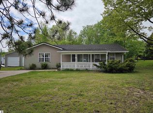 1776 S Morey Rd, Lake City, MI 49651