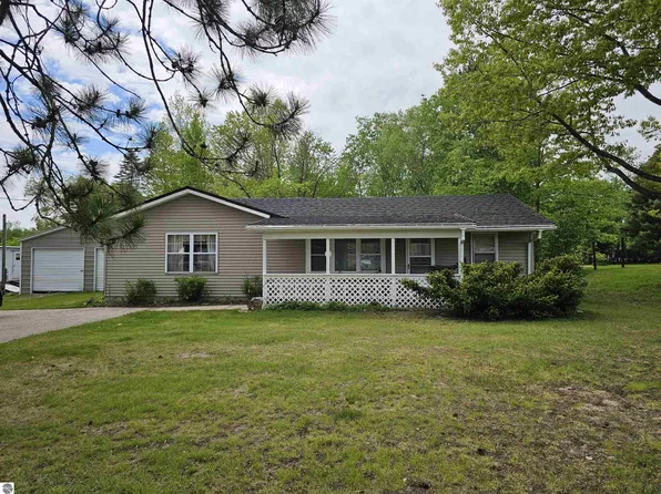 1776 S Morey Rd, Lake City, MI 49651