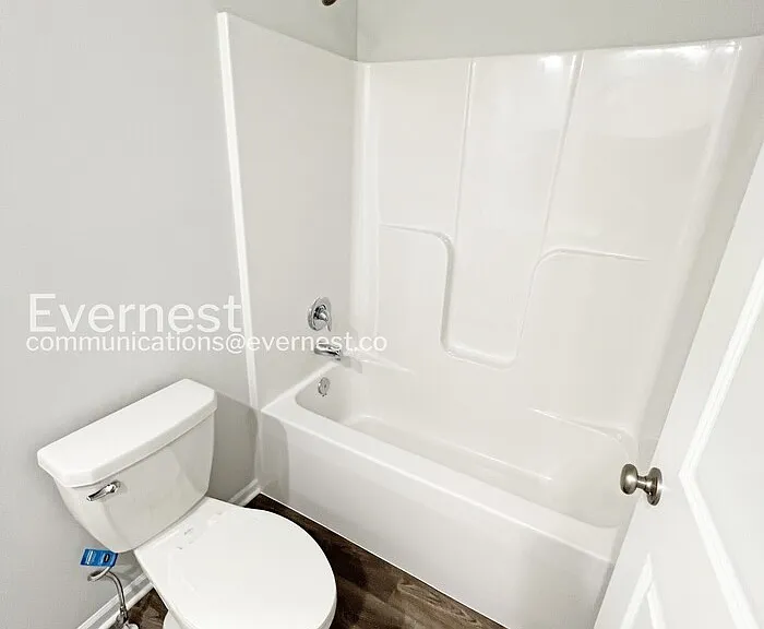 4033 Highland Ave — Photo 14
