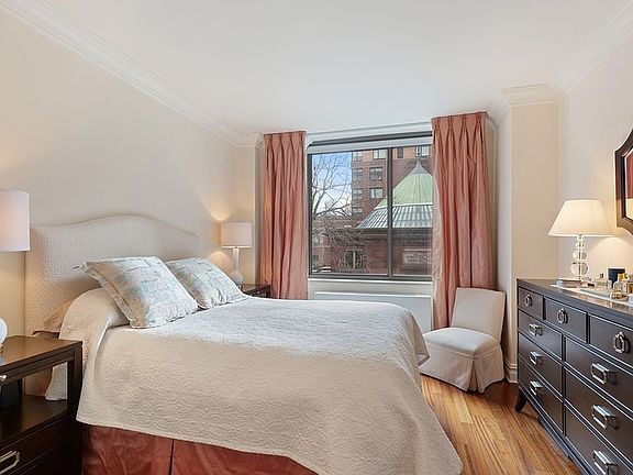 4th image of 2 Columbus Ave APT 3D