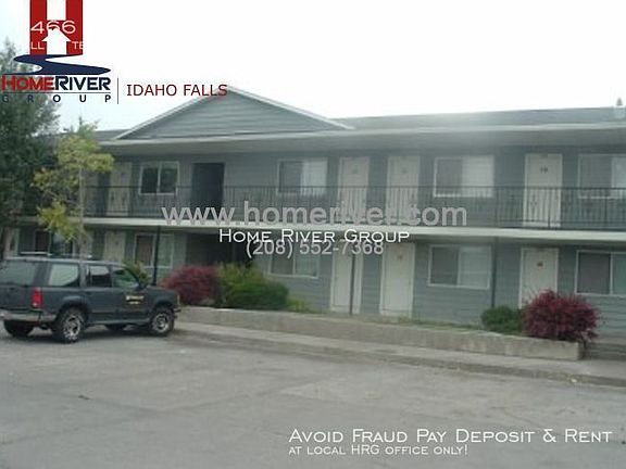 5th image of 2466 1st St #8