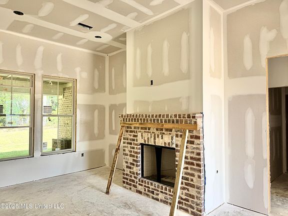 2nd image of 725 Celadon St
