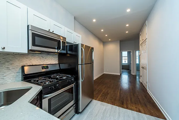 Rented by Nooklyn NYC LLC | media 17