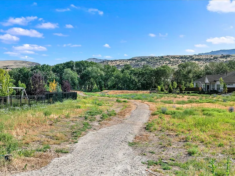 3122 W Hidden Springs Dr — Photo 37