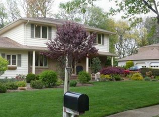 4 Ashlyn Rd, Parsippany, NJ 07054