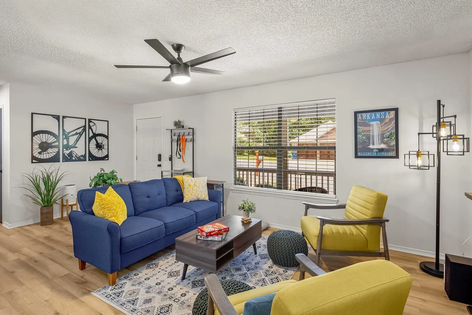 2 bed, 2.0 bath, 1044 sqft, $2,364 — Photo 4
