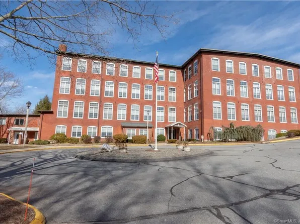 45 Main Street #106, Plainfield, CT 06374