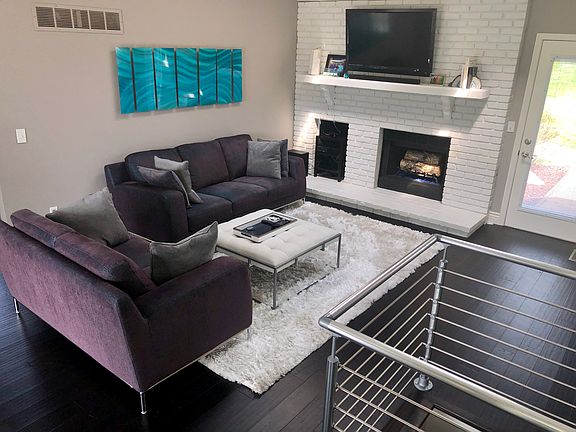 Living room + fireplace 