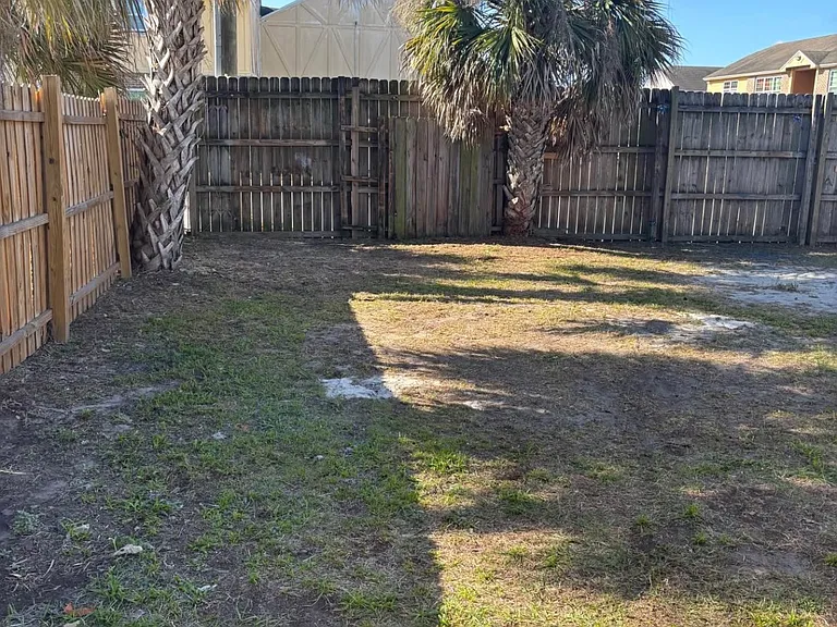 2813 Spring Hill Ct — Photo 17