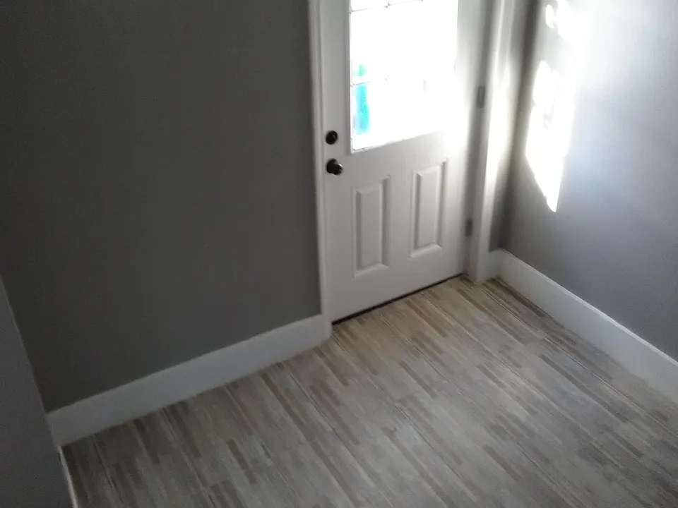 Lower Mud Room / Entranceway