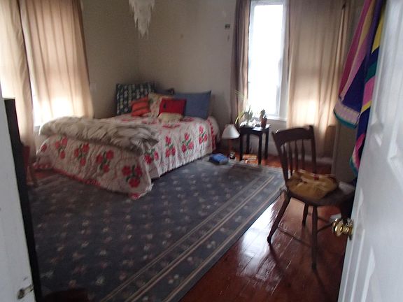 Front bedroom