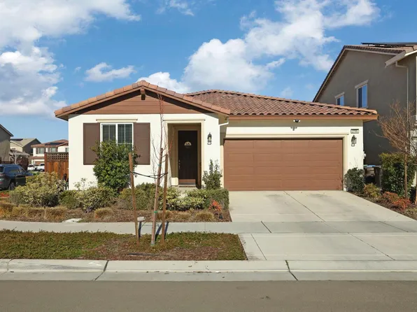 2195 Marina Dr, Lathrop, CA 95330