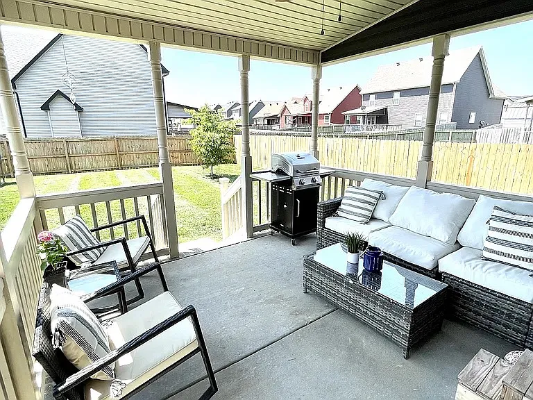 734 Backwind Ln — Photo 13