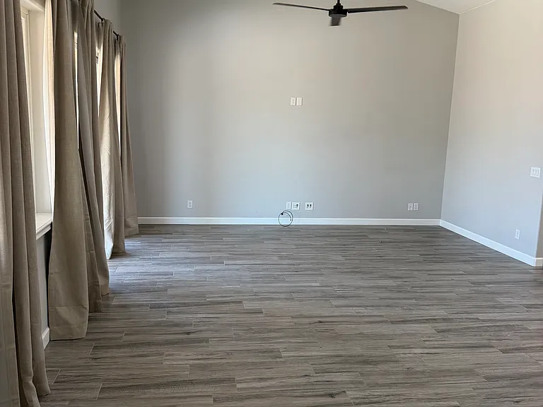 2194 E Hutch St — Photo 12